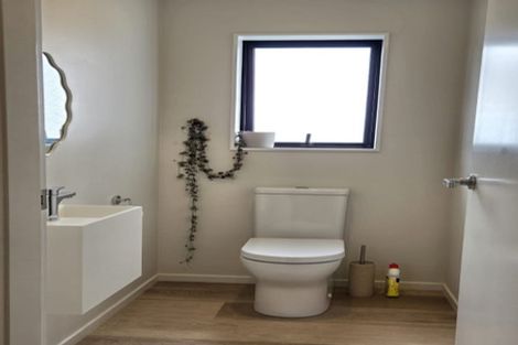 Photo of property in 1 Saba Way, Grenada Village, Wellington, 6037