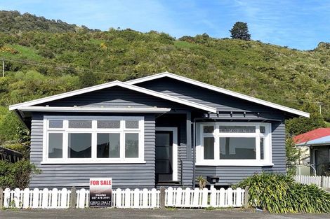 Photo of property in 59 Alexander Street, Greymouth, 7805