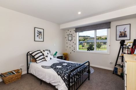 Photo of property in 65 Dalmore Way, Acacia Bay, Taupo, 3385