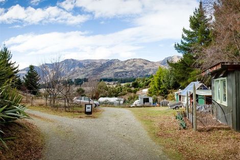 Photo of property in 122 Mclennan Road, Hawea Flat, Wanaka, 9382