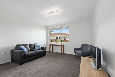 Photo of property in 30 Shanly Street, Brown Owl, Upper Hutt, 5018