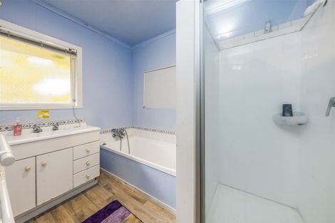 Photo of property in 24 Rollerson Street, Papakura, 2110