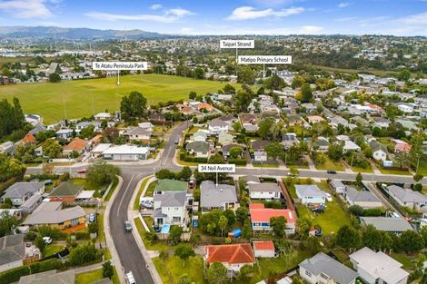 Photo of property in 34 Neil Avenue, Te Atatu Peninsula, Auckland, 0610