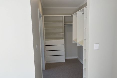 Photo of property in 2 Grove Lane, Omokoroa, 3114