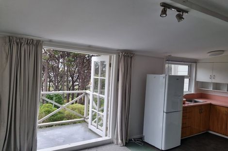 Photo of property in 2 Caprera Street, Melrose, Wellington, 6023