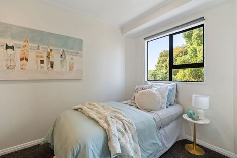 Photo of property in 69 Joseph Banks Drive, Whitby, Porirua, 5024