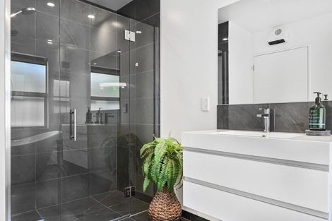 Photo of property in 18 Taiore Crescent, Marshland, Christchurch, 8083