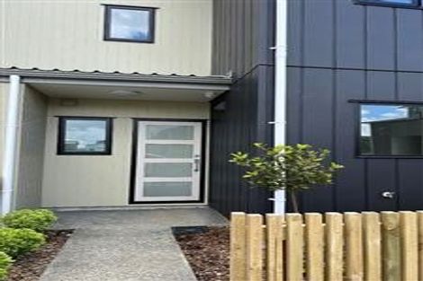 Photo of property in 35 Eileen Newey Place, Henderson, Auckland, 0612