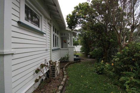 Photo of property in 34 Birdwood Road, Waterloo, Lower Hutt, 5011