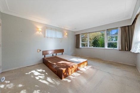 Photo of property in 1090 Scenic Drive North, Swanson, Auckland, 0816