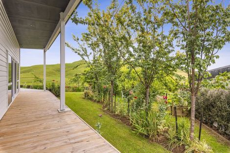 Photo of property in 44a Mountain View Drive, Manakau, Otaki, 5583