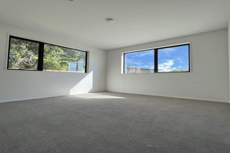 Photo of property in 11e Mandarin Place, Half Moon Bay, Auckland, 2012