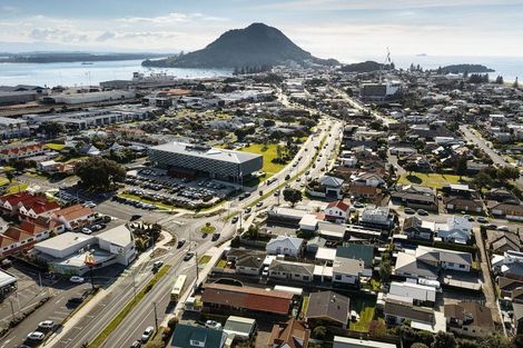 Photo of property in 2/419 Maunganui Road, Mount Maunganui, 3116