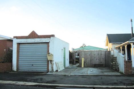 Photo of property in 15a Marlow Street, Saint Kilda, Dunedin, 9012