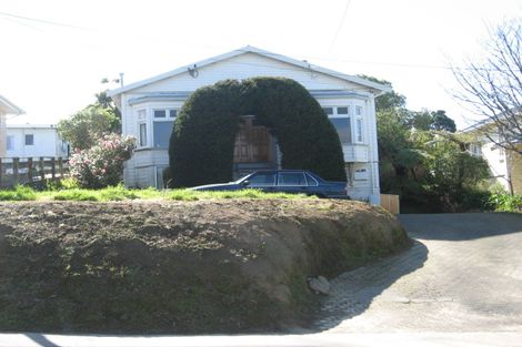 Photo of property in 5 Ngaio Gorge Road, Ngaio, Wellington, 6035