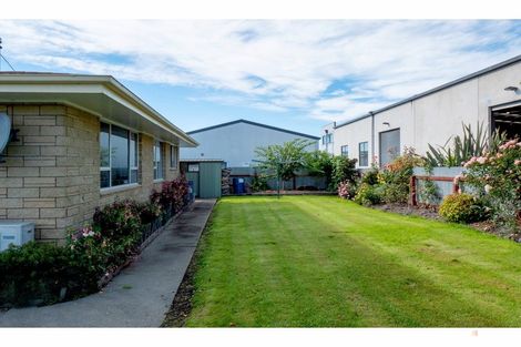 Photo of property in 25b Leonard Street, Waimate, 7924