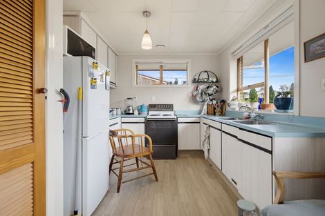 Photo of property in 2/1151 Bank Street, Te Awamutu, 3800