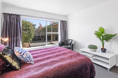 Photo of property in 1/73 Harewood Road, Papanui, Christchurch, 8053