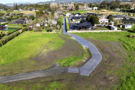 Photo of property in 15 Sands Road, Glenbervie, 0173