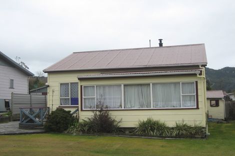 Photo of property in 3 Ross Street, Dunollie, Runanga, 7803