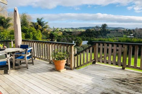 Photo of property in 366 Cambridge Road, Tauriko, Tauranga, 3110