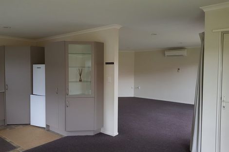 Photo of property in Rangeview Villas, 22/9 Fuller Close, Levin, 5510