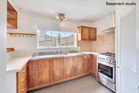 Photo of property in 4 Nelson Street, Helensville, 0800