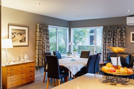 Photo of property in 6 Rosehill Road, Macandrew Bay, Dunedin, 9077