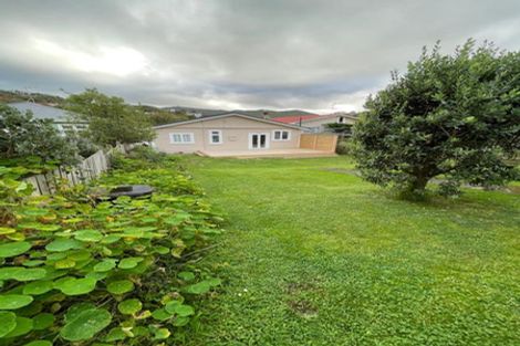 Photo of property in 21 Burrows Avenue, Karori, Wellington, 6012