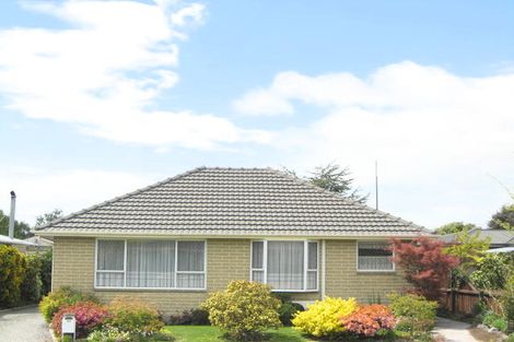 Photo of property in 84 Grimseys Road, Redwood, Christchurch, 8051