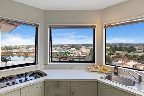 Photo of property in 33 Hipango Terrace, Durie Hill, Whanganui, 4500