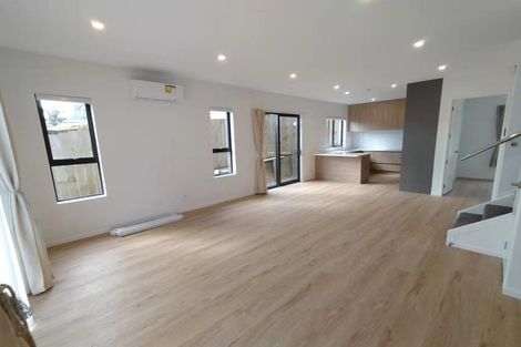 Photo of property in 36d Marendellas Drive, Bucklands Beach, Auckland, 2014