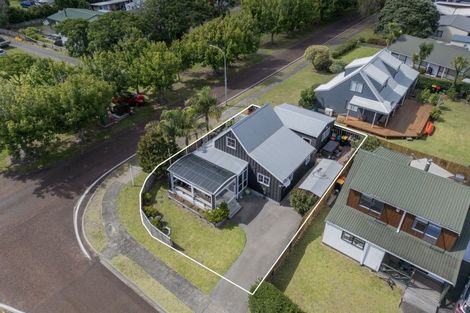 Photo of property in 1a Campbell Court, Pauanui, Hikuai, 3579