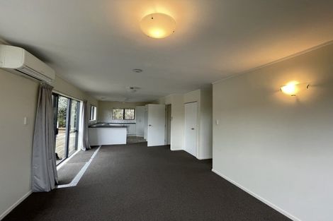 Photo of property in 69 Lynden Avenue, Hillcrest, Auckland, 0627
