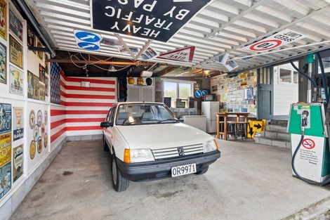 Photo of property in 111 Clifford Road, Eltham, 4322