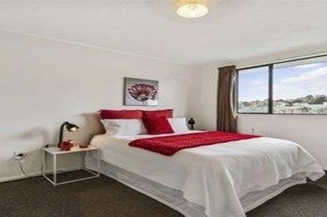 Photo of property in 2/61 Redcrest Avenue, Red Hill, Papakura, 2110