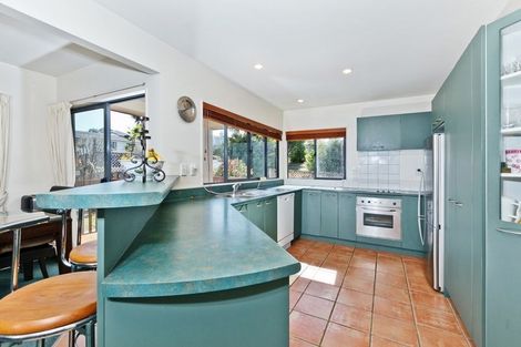 Photo of property in 1/18 Bond Crescent, Forrest Hill, Auckland, 0620