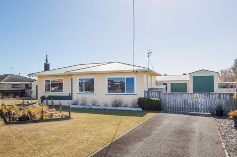 Photo of property in 69 Seabury Avenue, Foxton Beach, Foxton, 4815