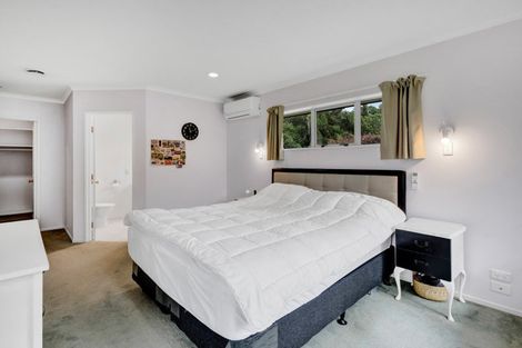 Photo of property in 4 Adam Lile Drive, Highlands Park, New Plymouth, 4312