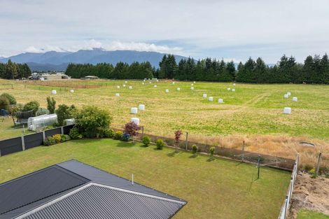Photo of property in 27 Orbell Crescent, Te Anau, 9679
