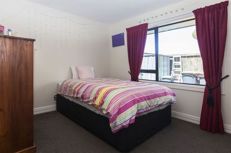 Photo of property in 17 Glencullen Drive, Casebrook, Christchurch, 8051