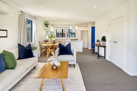 Photo of property in 18 Holystone Road, Whitby, Porirua, 5024