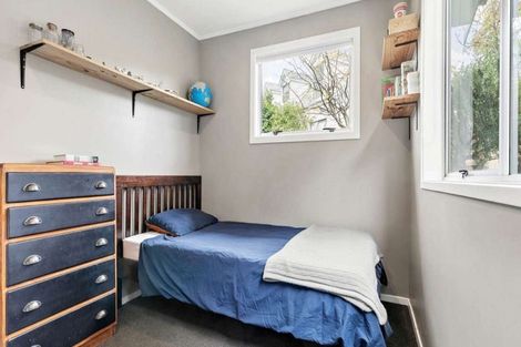 Photo of property in 132 Awaruku Road, Torbay, Auckland, 0630