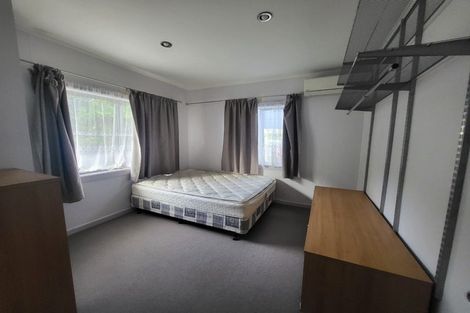 Photo of property in 11a Newington Road, Henderson, Auckland, 0612