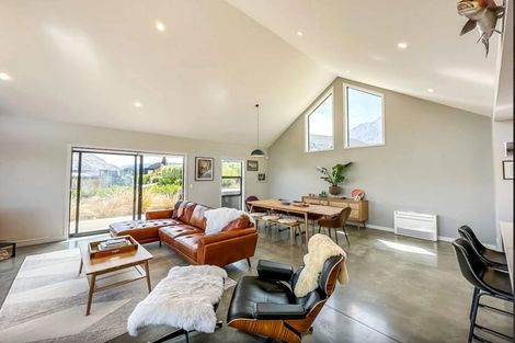 Photo of property in 7 Falconer Rise, Jacks Point, Queenstown, 9371