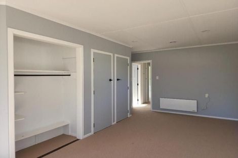 Photo of property in 28 Old South Road, Okato, 4335