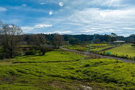 Photo of property in 10 Doel Road, Kawakawa, 0282