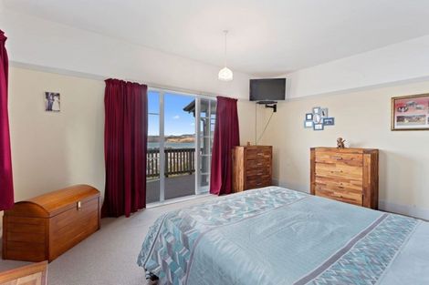Photo of property in 6 Dudley Road, Lyttelton, 8082