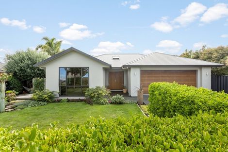 Photo of property in 7 Kirkpatrick Place, Havelock North, 4130
