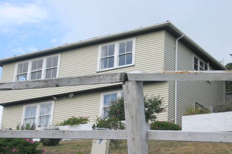 Photo of property in 7 Sidlaw Street, Strathmore Park, Wellington, 6022